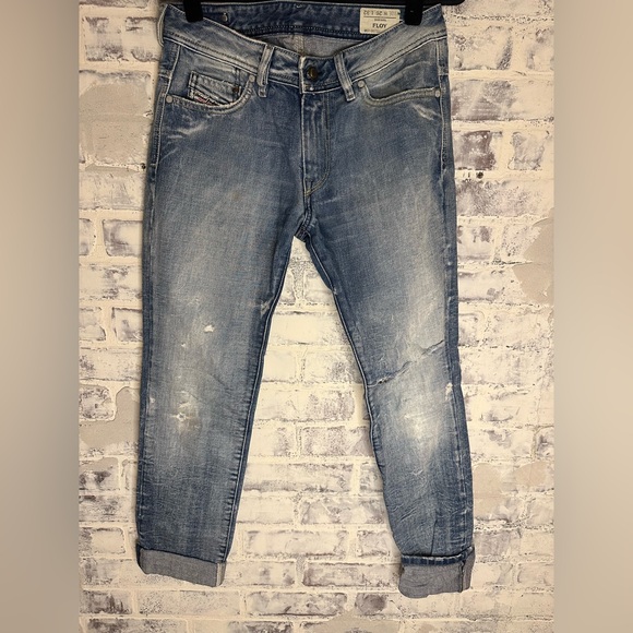 Diesel | Y2K Floyd Distressed Low Rise Baggy Boyfriend Jean - Picture 6 of 6